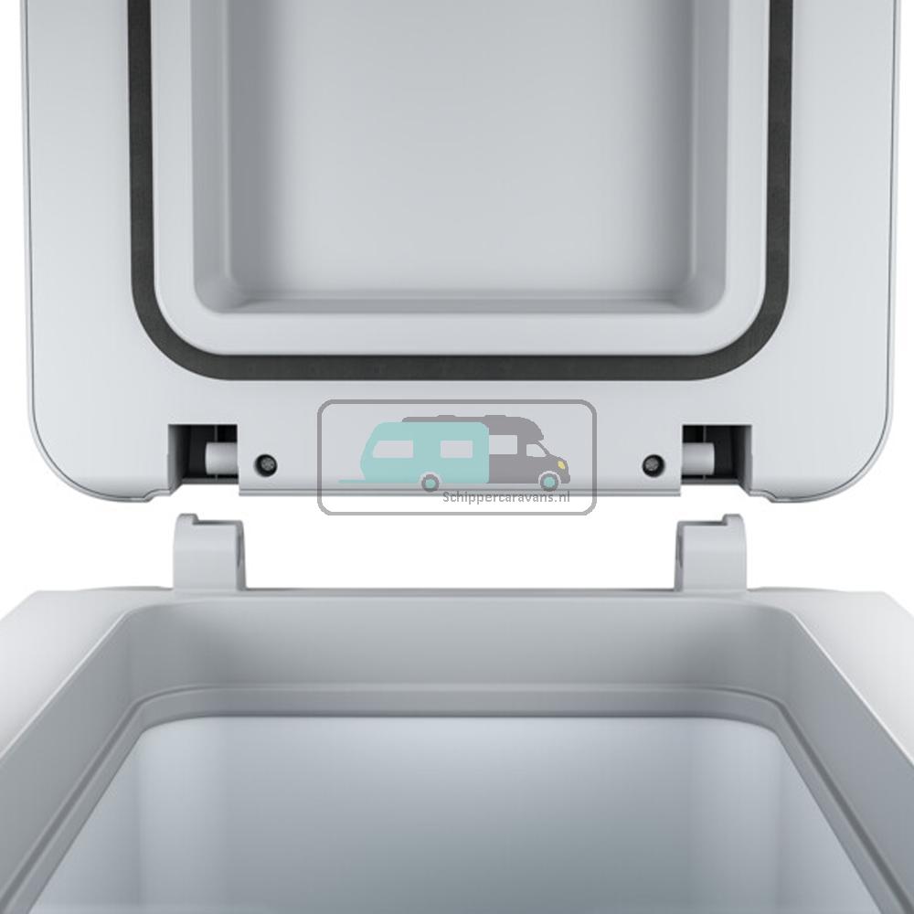 https://media.ocs-recreatie.nl/38384/conversions/330d4101393f2399e8c2188d2ad7f0ddb1717a5f_fw_1132255_03-SCHIPPERCARAVANS.jpg